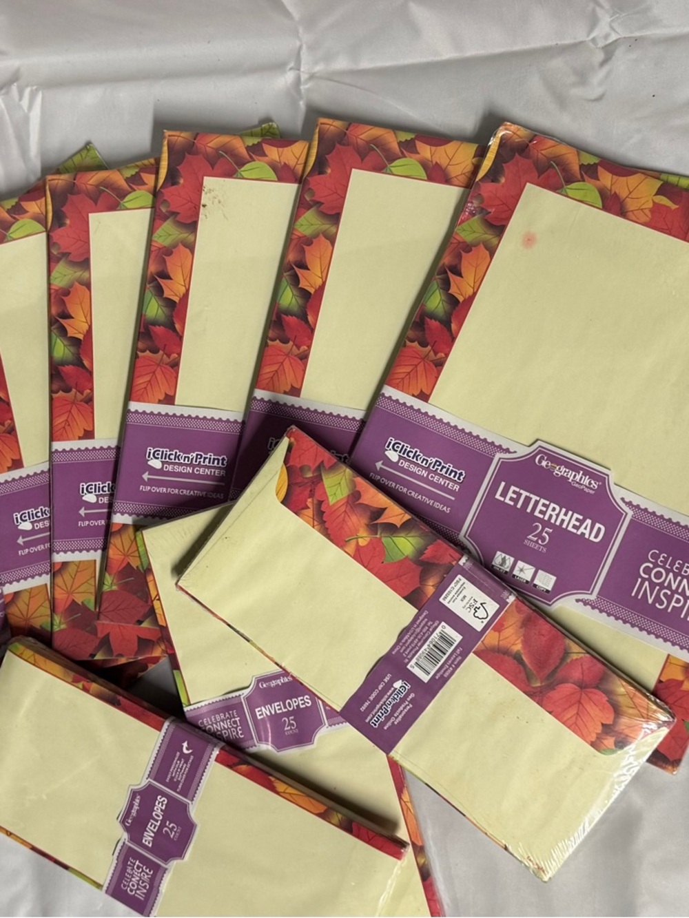 Geographics fall leaf design letterhead and envelope assortment